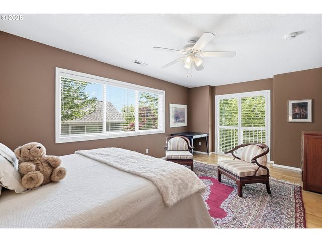 14710 DAVIS Ln, Lake Oswego, OR 97035