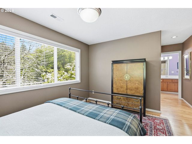 14710 DAVIS Ln, Lake Oswego, OR 97035