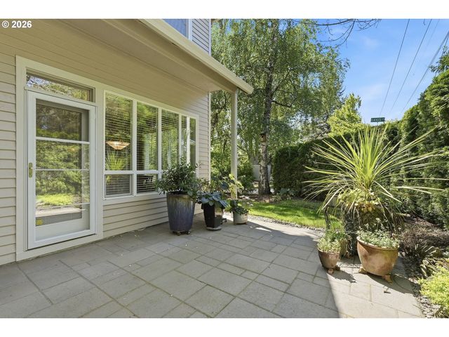 14710 DAVIS Ln, Lake Oswego, OR 97035