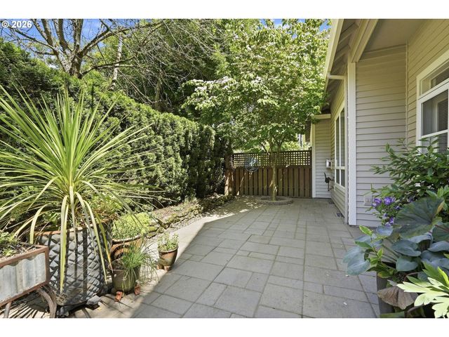 14710 DAVIS Ln, Lake Oswego, OR 97035