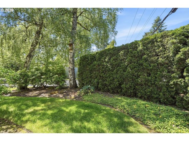 14710 DAVIS Ln, Lake Oswego, OR 97035