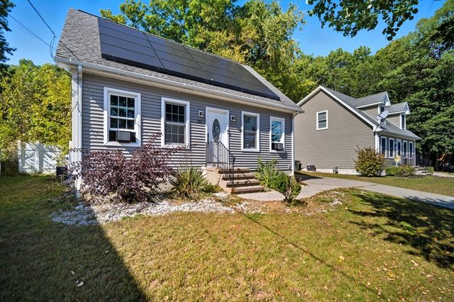 25 Burke St, Springfield, MA 01151