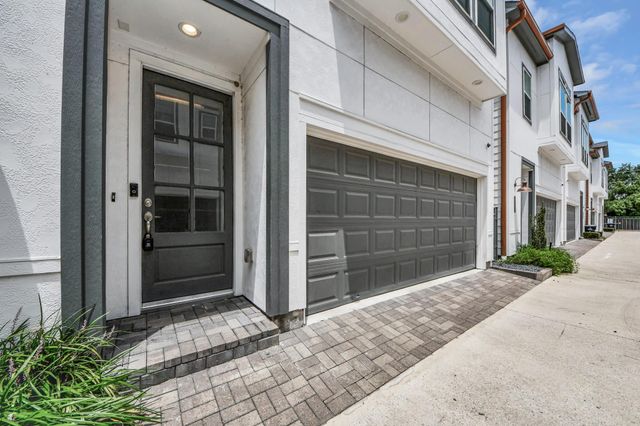 9577 Neuens Road B, Houston, TX 77080