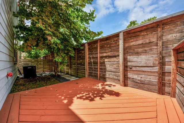 9577 Neuens Road B, Houston, TX 77080