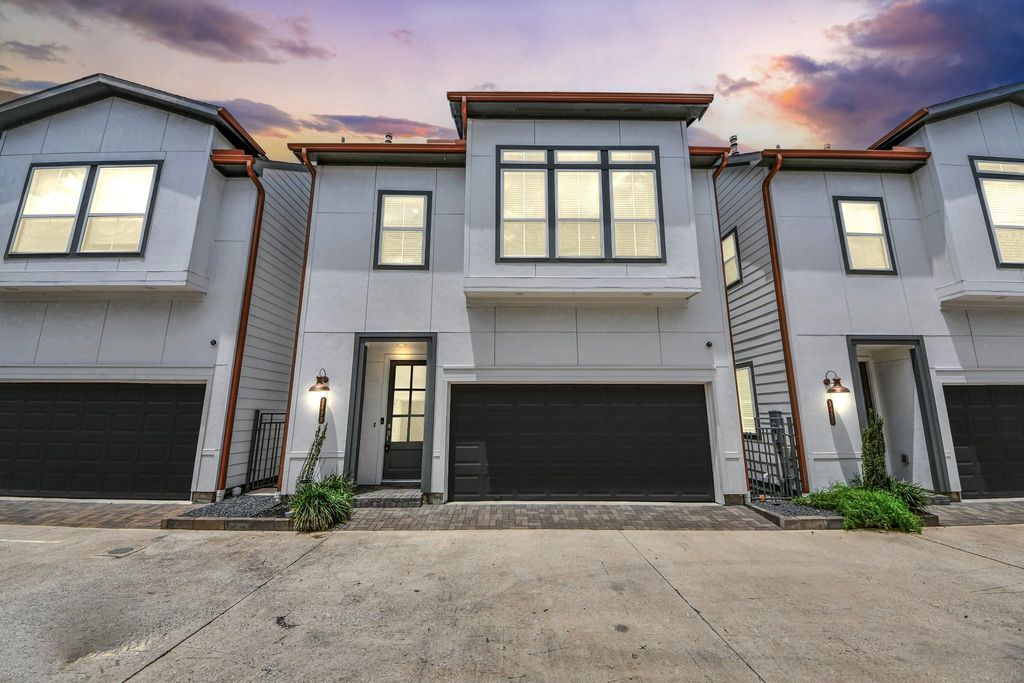 9577 Neuens Road B, Houston, TX 77080