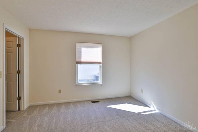 8617 Alexander Court, West Chester, OH 45069