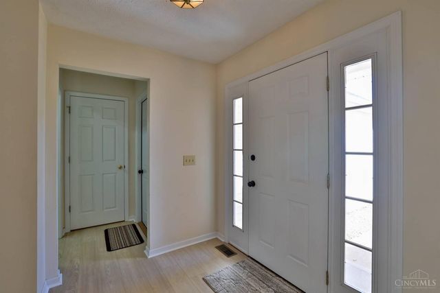 8617 Alexander Court, West Chester, OH 45069