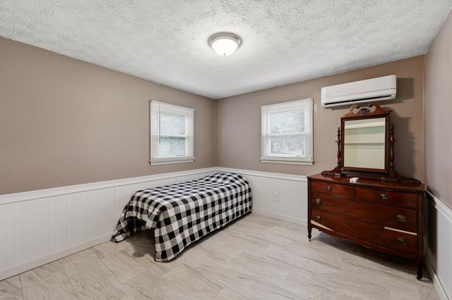 255 Mocks Creek Drive, Danville, KY 40422