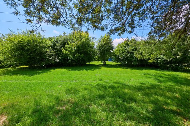 255 Mocks Creek Drive, Danville, KY 40422