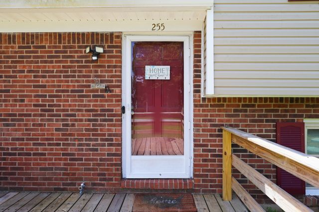 255 Mocks Creek Drive, Danville, KY 40422