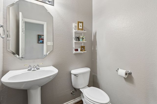2813 Flint Rock Drive, Fort Worth, TX 76131