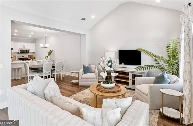 48 E Chapel Drive, Brunswick, GA 31525