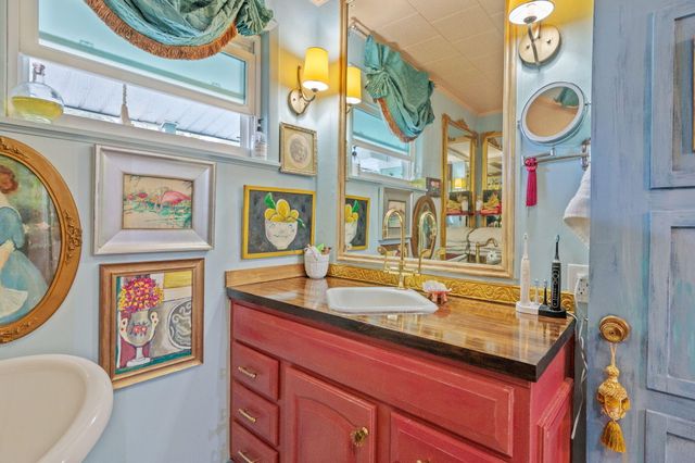 71 Oaklawn Drive, Defuniak Springs, FL 32435