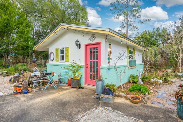 71 Oaklawn Drive, Defuniak Springs, FL 32435