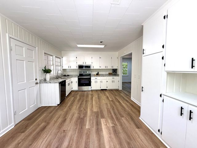 901 N Herring St, Dothan, AL 36303