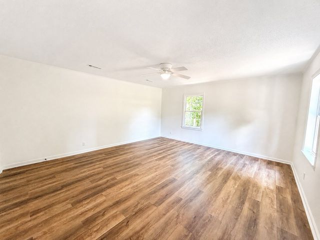 901 N Herring St, Dothan, AL 36303