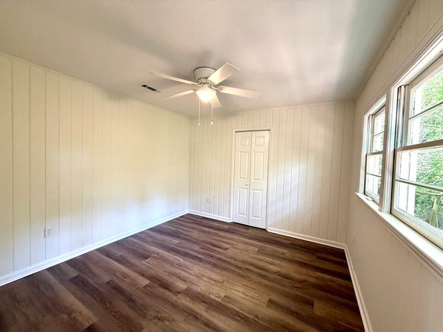 901 N Herring St, Dothan, AL 36303