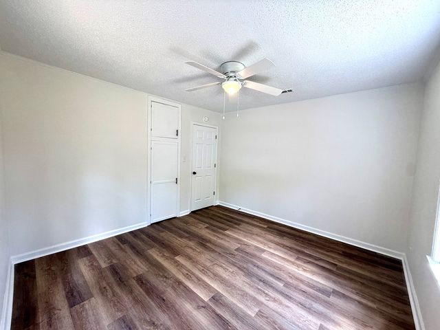 901 N Herring St, Dothan, AL 36303