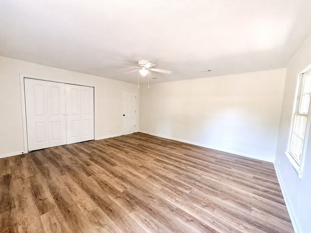 901 N Herring St, Dothan, AL 36303