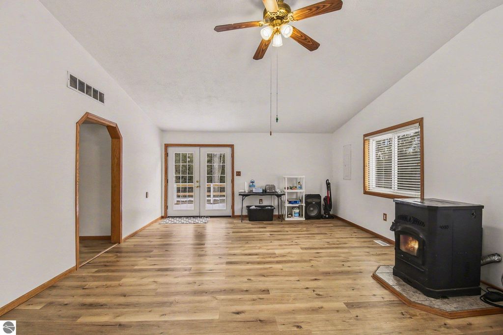 Image 3 of property listing at 234 W Elder, Harrison, MI 48625