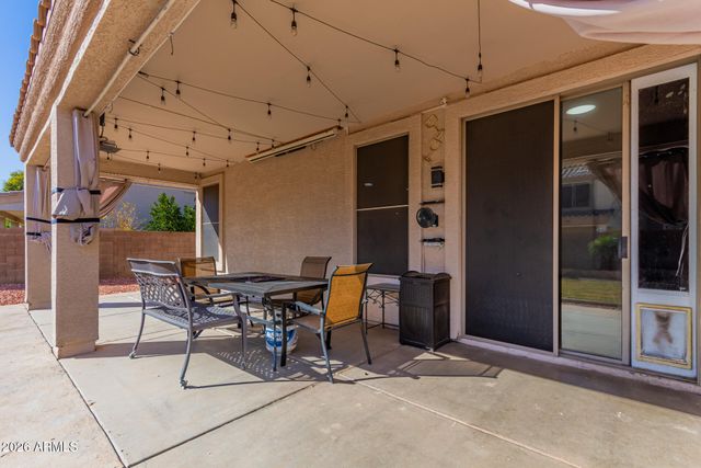 5273 W ANGELA Drive, Glendale, AZ 85308