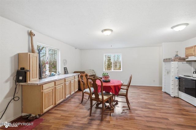 2762 S Walnut Wood Drive, Wasilla, AK 99623
