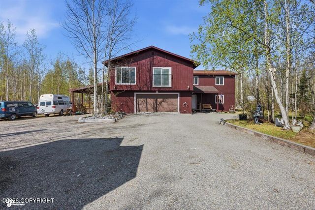 2762 S Walnut Wood Drive, Wasilla, AK 99623