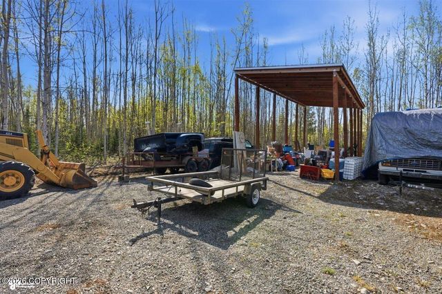 2762 S Walnut Wood Drive, Wasilla, AK 99623
