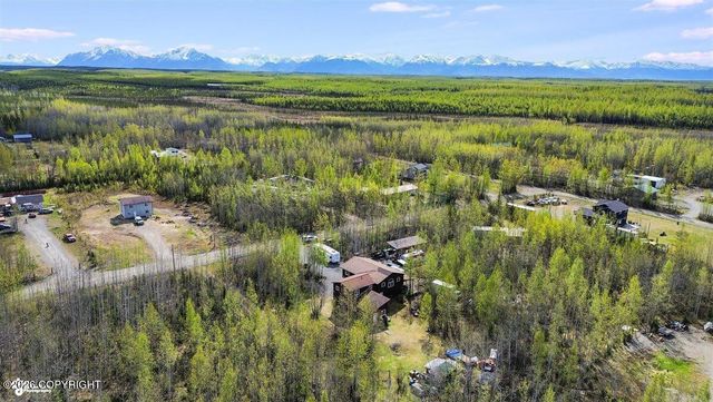 2762 S Walnut Wood Drive, Wasilla, AK 99623