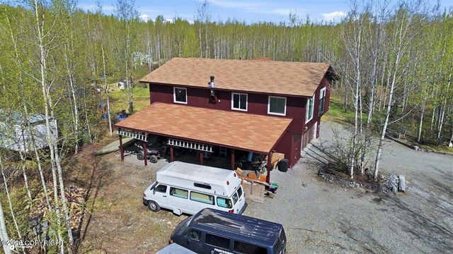 2762 S Walnut Wood Drive, Wasilla, AK 99623