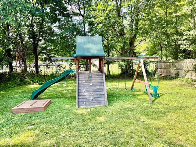 18 Webster Avenue, Harrison, NY 10528