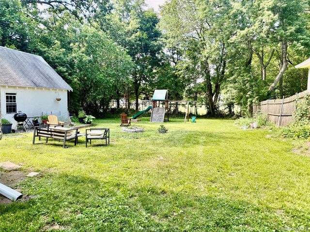 18 Webster Avenue, Harrison, NY 10528