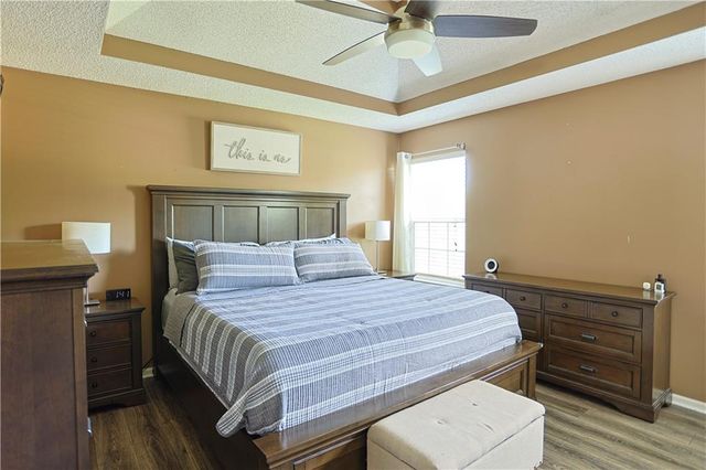 18912 E 12th Street S, Independence, MO 64057
