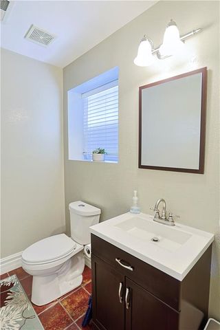 18912 E 12th Street S, Independence, MO 64057