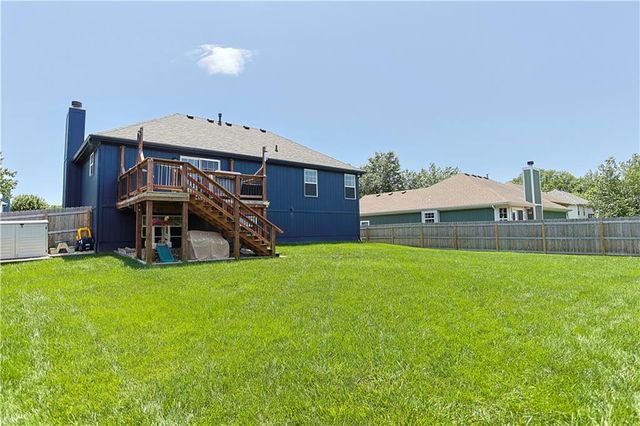 18912 E 12th Street S, Independence, MO 64057