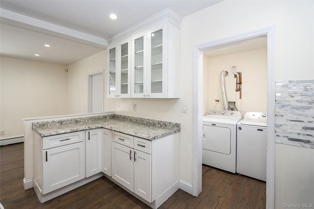 987 Kings Parkway, North Baldwin, NY 11510