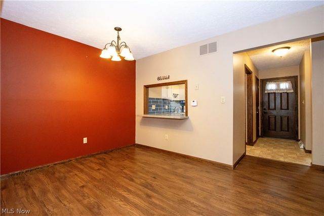 103 Oakmont Court, Wooster, OH 44691