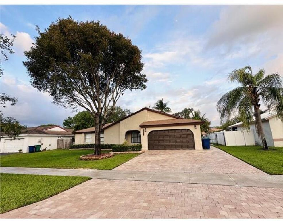 4804 SW 118th Terrace, Cooper City, FL 33330