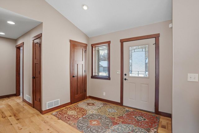 354 Glenmeadow Street, River Falls, WI 54022