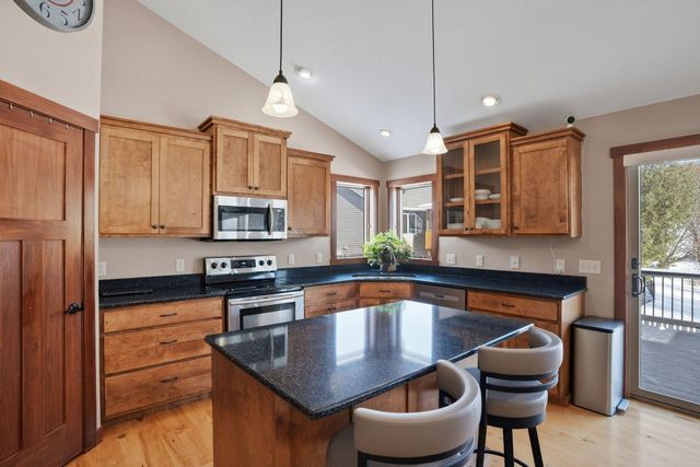 354 Glenmeadow Street, River Falls, WI 54022