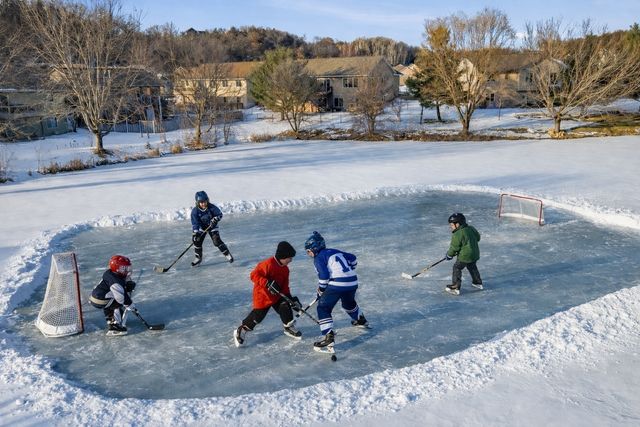 354 Glenmeadow Street, River Falls, WI 54022