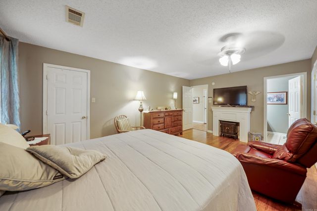 1806 Pinewood, Beebe, AR 72012