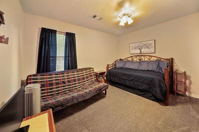 1806 Pinewood, Beebe, AR 72012