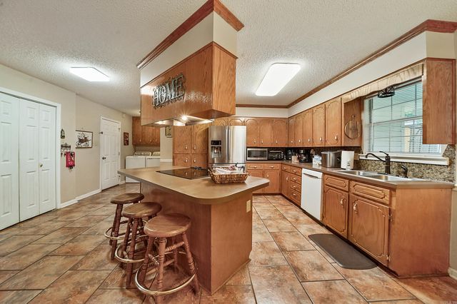 1806 Pinewood, Beebe, AR 72012