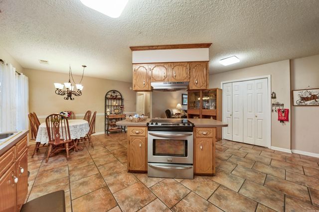 1806 Pinewood, Beebe, AR 72012
