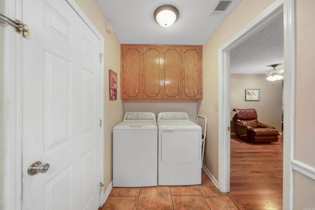 1806 Pinewood, Beebe, AR 72012
