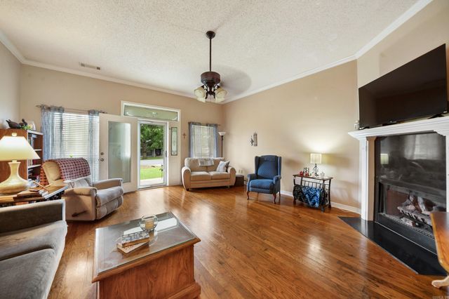 1806 Pinewood, Beebe, AR 72012