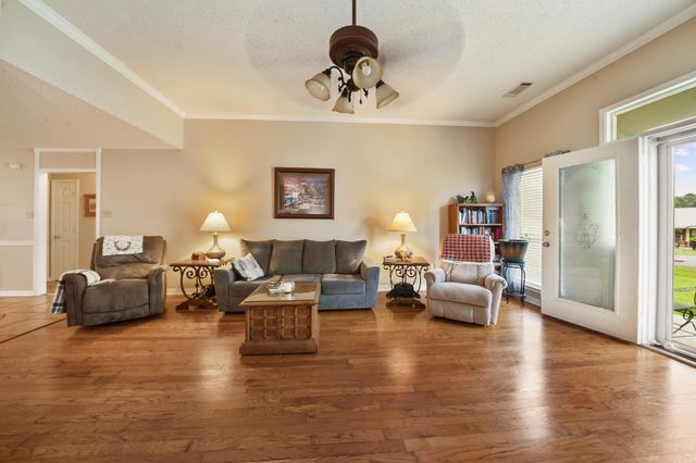 1806 Pinewood, Beebe, AR 72012