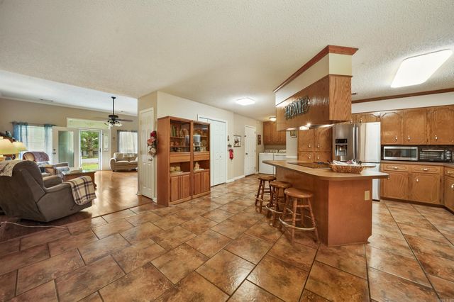 1806 Pinewood, Beebe, AR 72012