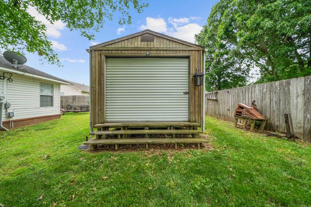 1806 Pinewood, Beebe, AR 72012
